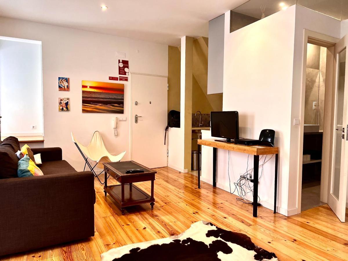 Bright And Sunny Apartment Lisbon Exterior photo
